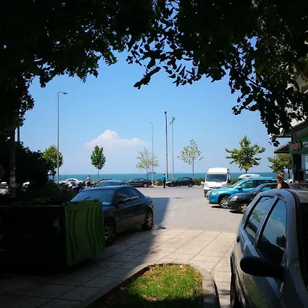 Effrosini Sea & Center * סלוניקי